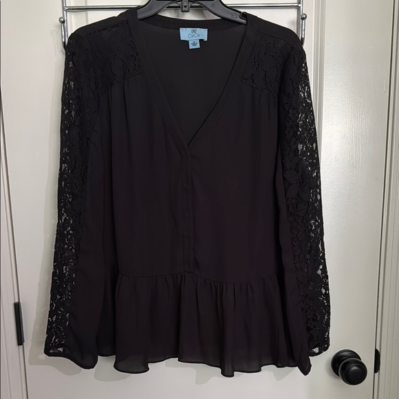 CeCe Black Peplum Long Sleeve Blouse - Picture 1 of 11